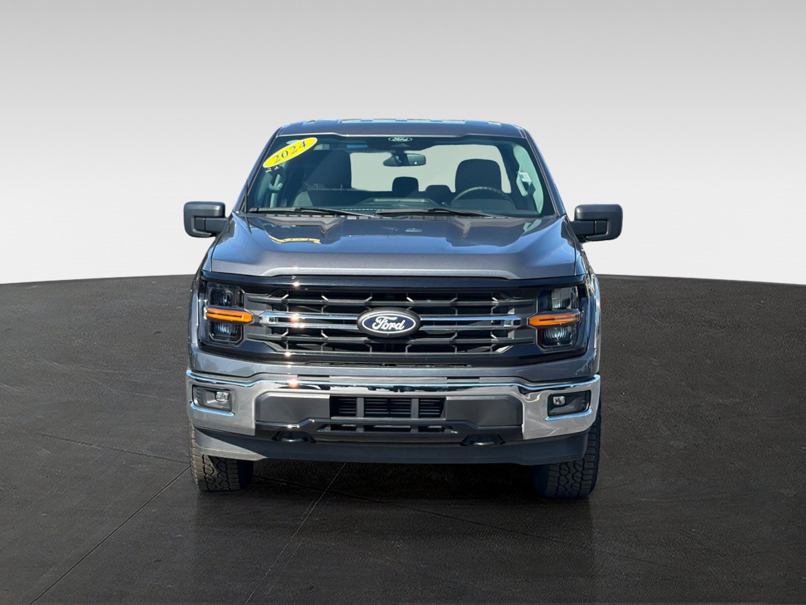 Used 2024 Ford F150 XLT AWD/4WD image 2