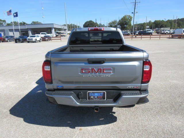 Used 2023 GMC Canyon AT4 AWD/4WD image 6