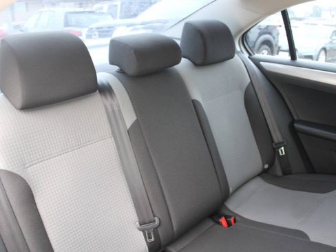 Used 2017 Volkswagen Jetta S FWD image 11