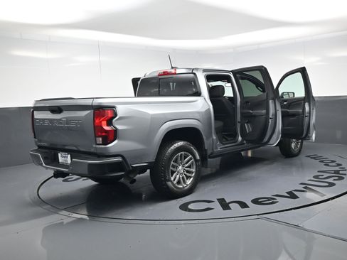 Used 2024 Chevrolet Colorado LT w/ LT Convenience Package II image 25