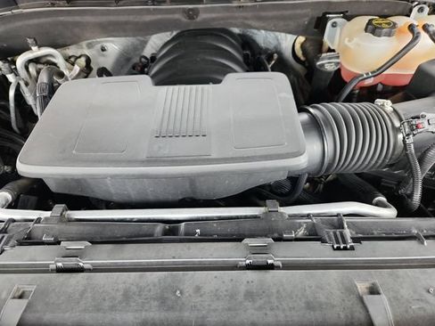 Used 2025 Chevrolet Tahoe Z71 AWD/4WD image 22