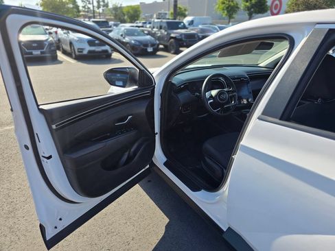 Used 2024 Hyundai Tucson SE FWD image 35