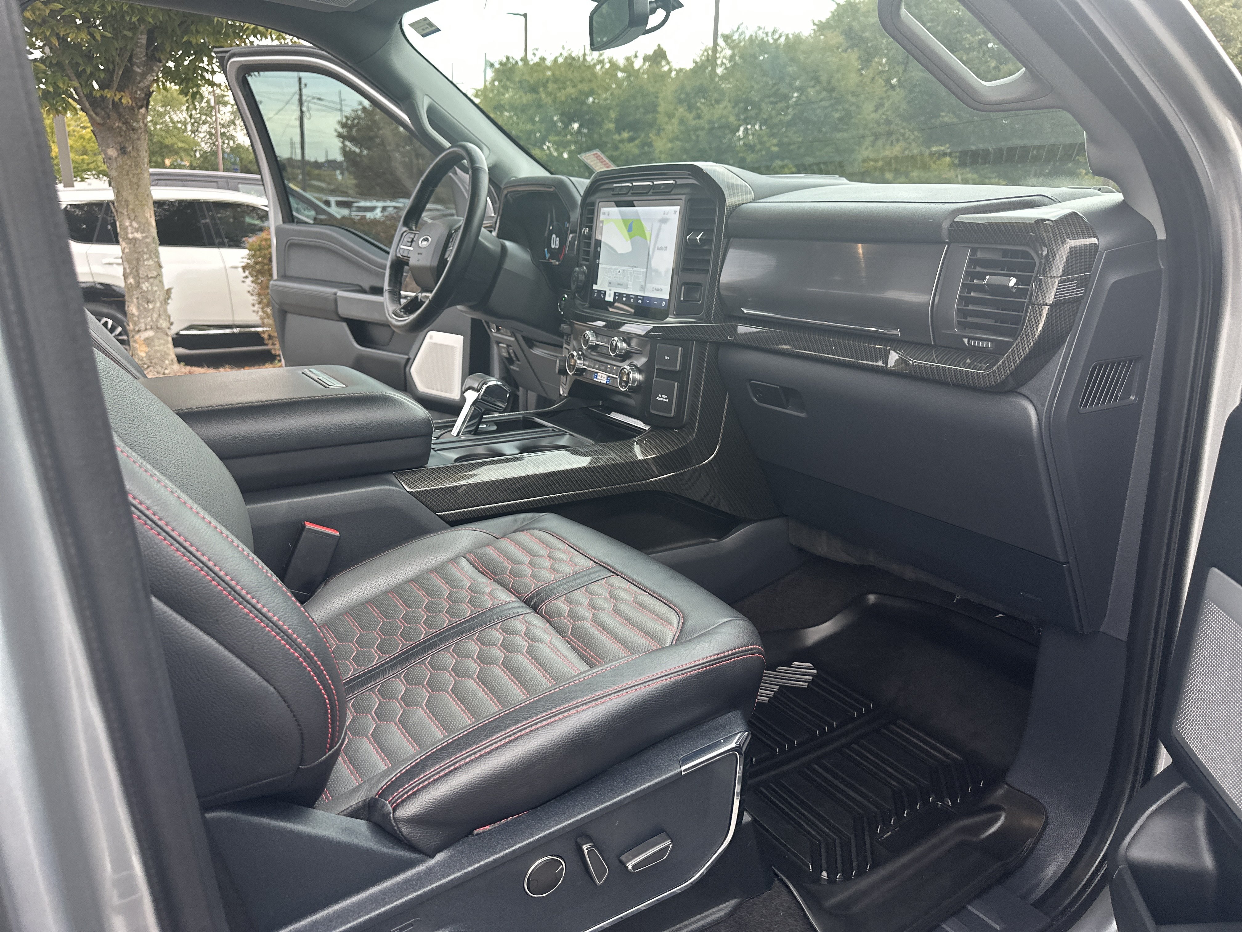 Used 2021 Ford F150 Lariat w/ Equipment Group 502A High AWD/4WD image 18