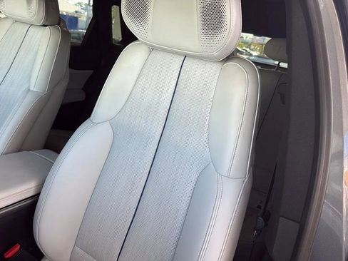 Used 2023 Cadillac Lyriq 2WD image 21