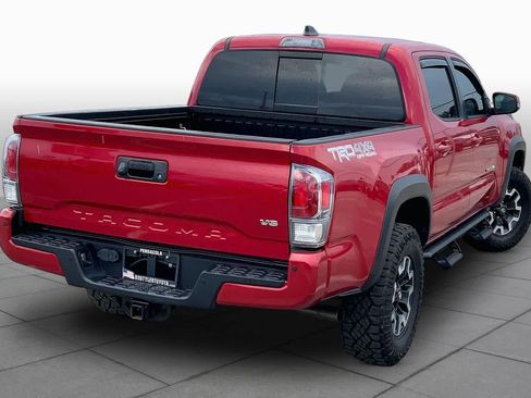 Used 2022 Toyota Tacoma TRD Off-Road w/ Technology Package AWD/4WD image 12