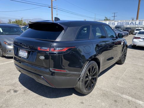 Used 2020 Land Rover Range Rover Velar S AWD/4WD image 7