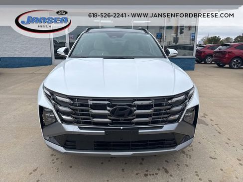 Used 2025 Hyundai Tucson Limited image 2