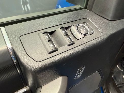 Used 2019 Ford F150 XLT w/ Equipment Group 302A Luxury AWD/4WD image 42