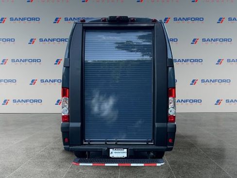 Used 2024 RAM ProMaster 3500 FWD image 4