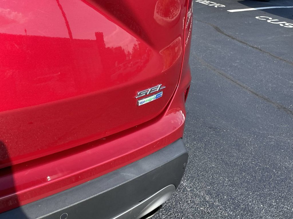 Used 2020 Ford Edge SEL w/ Convenience Package AWD/4WD image 6
