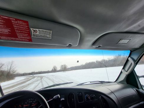 Used 2008 Ford E-350 and Econoline 350 Super Duty image 17