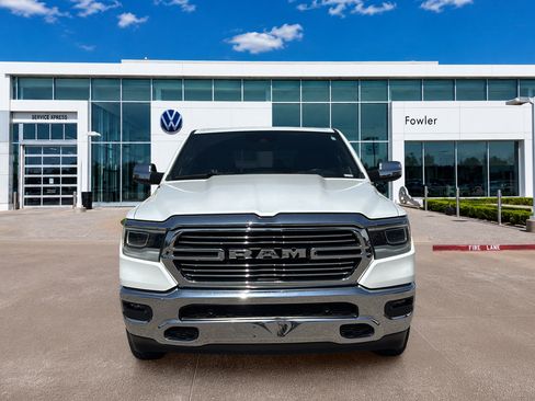 Used 2023 RAM 1500 Laramie AWD/4WD image 2