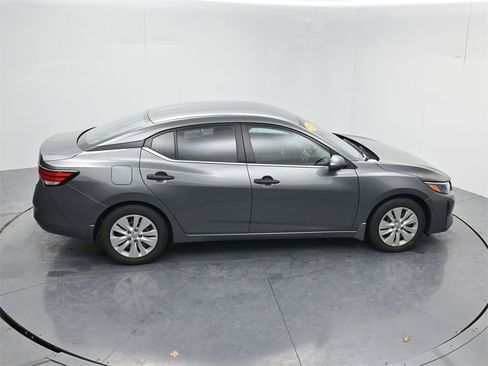 Used 2024 Nissan Sentra S image 46
