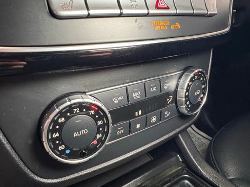 Used 2017 Mercedes-Benz GLE 350 4MATIC image 33