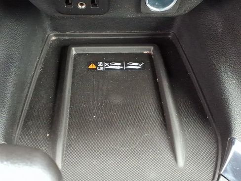 Used 2022 Chevrolet Traverse LT w/ LPO, Cargo Package AWD/4WD image 35