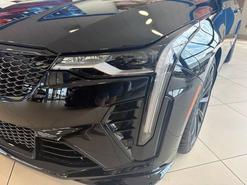 Used 2026 Cadillac CT4 V Blackwing w/ Driver Assist Package RWD image 9