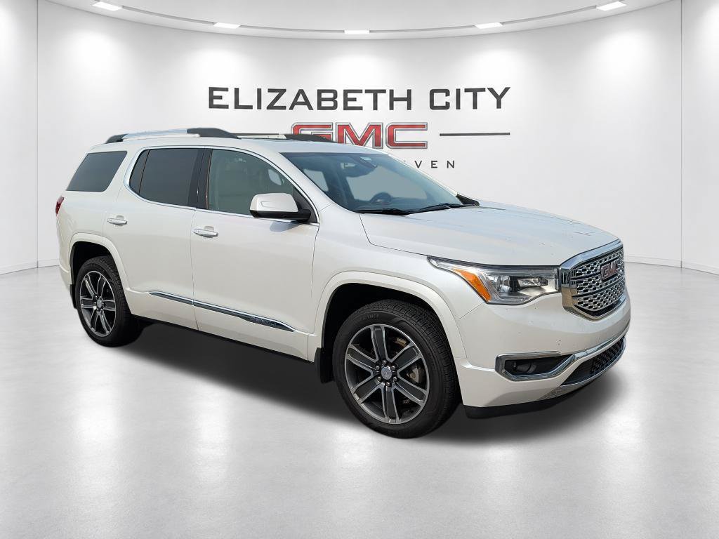 Used 2019 GMC Acadia Denali w/ Technology Package FWD image 3