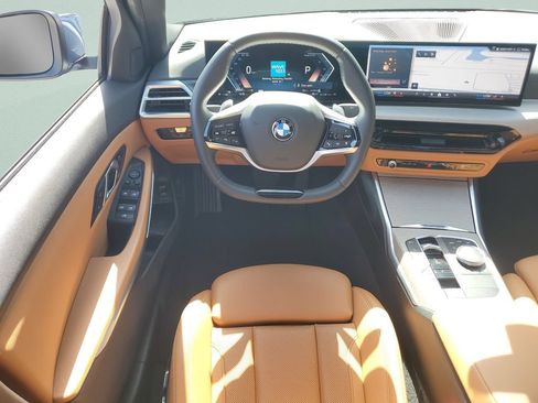 Used 2025 BMW 330i Sedan RWD image 15