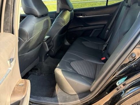 Used 2024 Toyota Camry SE FWD image 4