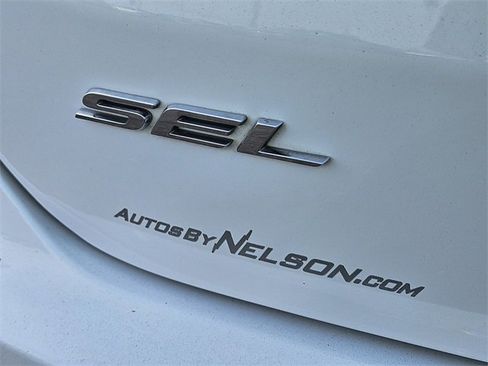 Used 2024 Ford Edge SEL image 14