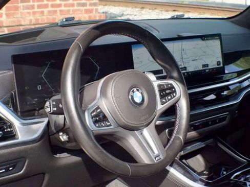 Used 2024 BMW X5 M60i image 21