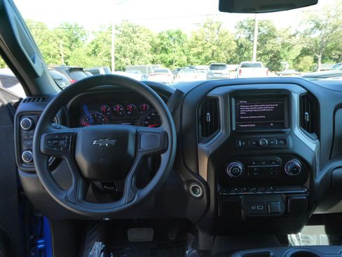 Used 2023 Chevrolet Silverado 1500 Custom w/ Rally Edition AWD/4WD image 13