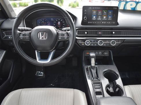 Used 2024 Honda Civic Touring image 19