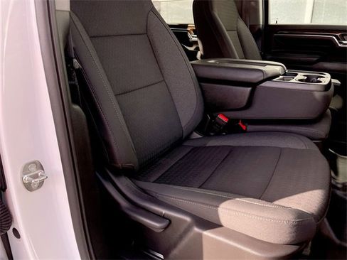 Used 2024 GMC Sierra 3500 SLE image 23