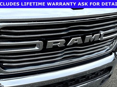 Used 2024 RAM 1500 Laramie AWD/4WD image 23