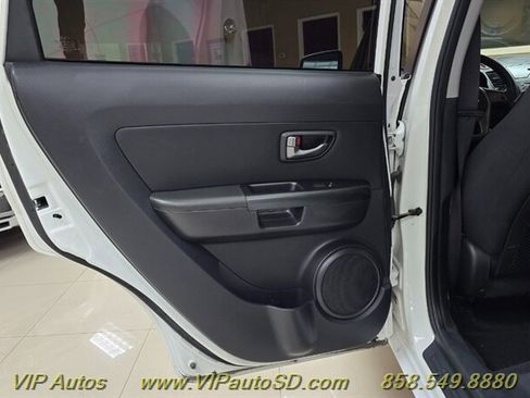 Used 2010 Kia Soul + FWD image 14