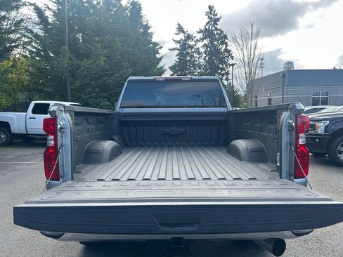 Used 2024 Chevrolet Silverado 2500 LT w/ Convenience Package AWD/4WD image 25