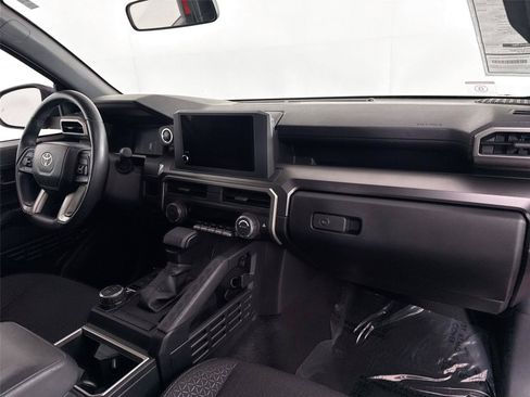 Certified 2025 Toyota 4Runner SR5 AWD/4WD image 42