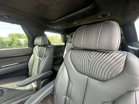Used 2024 Hyundai Palisade Calligraphy AWD/4WD image 18