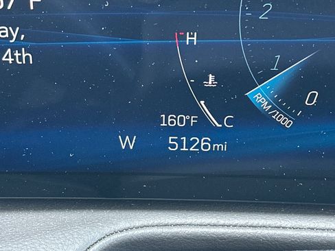 Used 2024 Cadillac XT4 Premium Luxury image 38