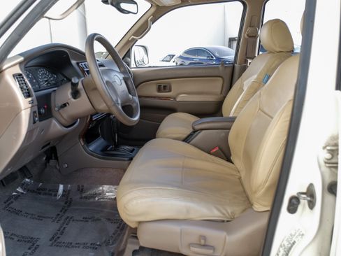 Used 1998 Toyota 4Runner Limited image 3