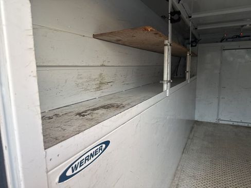 Used 2016 Ford E-350 and Econoline 350 Super Duty w/ Power Windows & Locks Group image 24