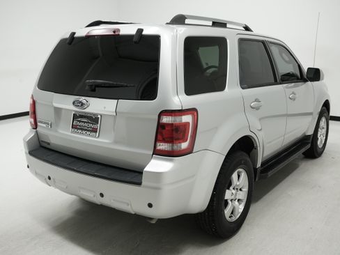 Used 2009 Ford Escape Limited FWD image 4