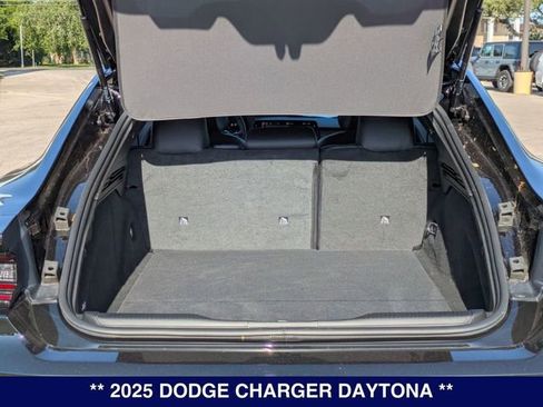 New 2025 Dodge Charger Daytona R/T w/ Quick Order Package 25M R/T AWD/4WD image 13