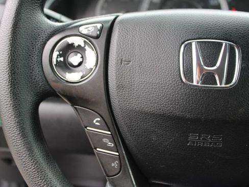 Used 2013 Honda Accord LX image 17