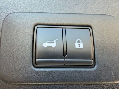 Certified 2025 Nissan Murano Platinum AWD/4WD image 40