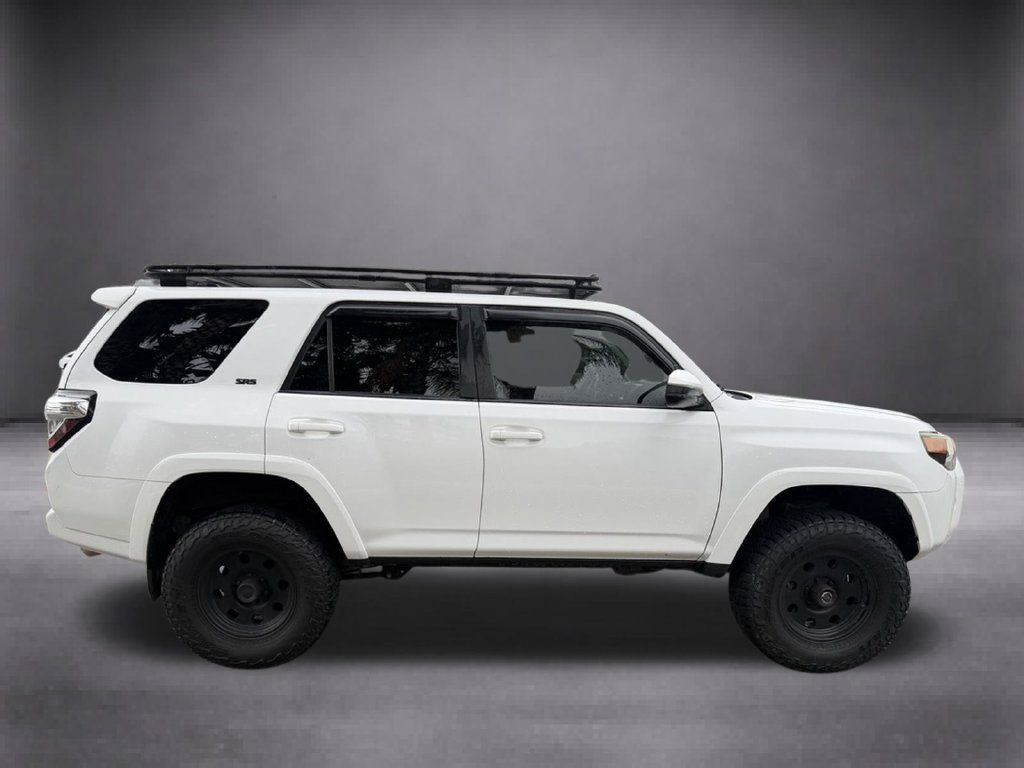 Used 2015 Toyota 4Runner SR5 AWD/4WD image 16