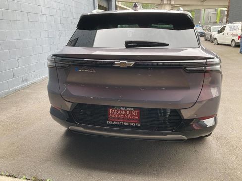 Used 2025 Chevrolet Equinox EV LT w/ Convenience Package II FWD image 4