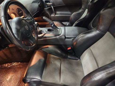 Used 2003 Dodge Viper SRT-10 RWD image 36