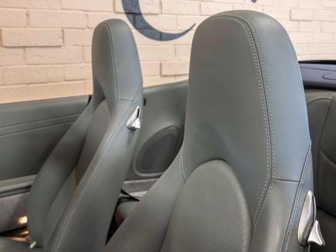 Used 2006 Porsche 911 Carrera S RWD image 32