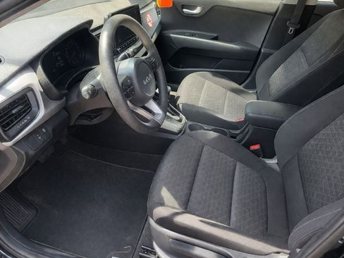 Used 2023 Kia Rio S image 5