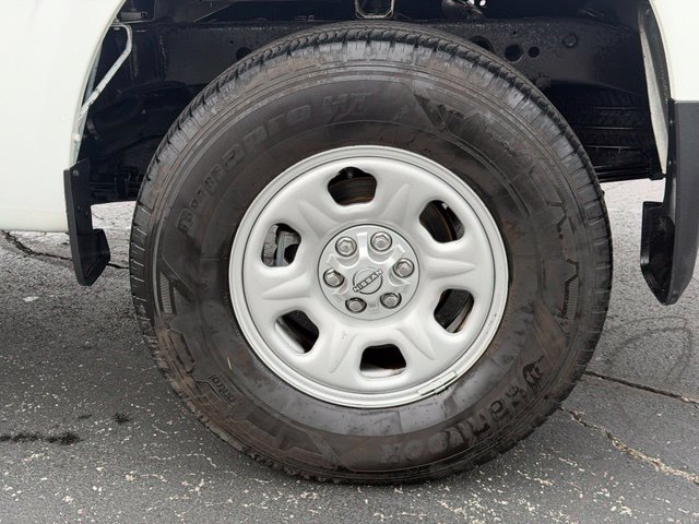 Used 2022 Nissan Frontier S AWD/4WD image 8