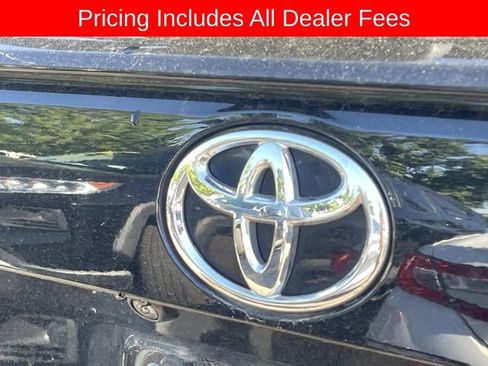Used 2024 Toyota RAV4 XLE AWD/4WD image 11