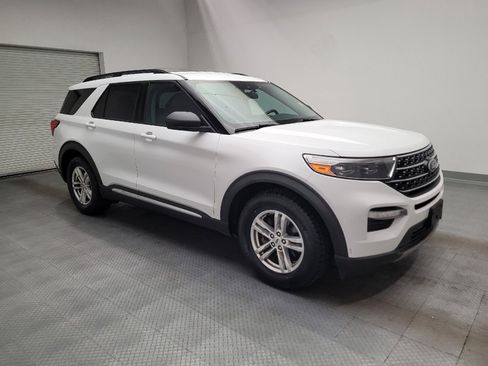 Used 2020 Ford Explorer XLT w/ Equipment Group 202A RWD image 11