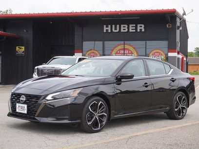 Used 2023 Nissan Altima 2.5 SR w/ SR Premium Package