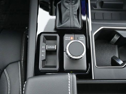 New 2026 Toyota Tundra Limited AWD/4WD image 22